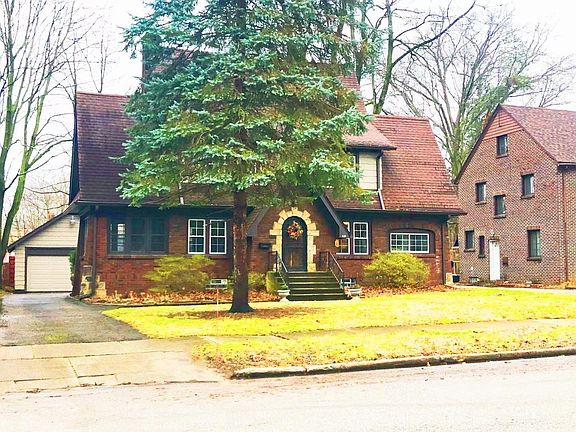 2nd image of 626 Orlando Ave