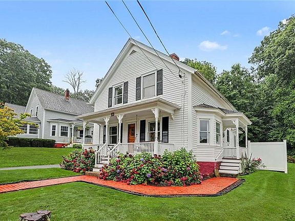 2nd image of 35 Cooper Hill Rd