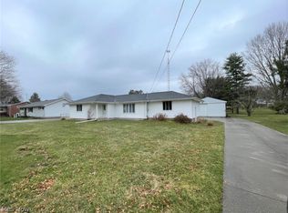 2666 Brouse St NW, Uniontown, OH 44685
