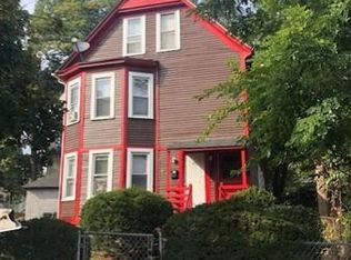 32-34 Smith St, Springfield, MA 01105