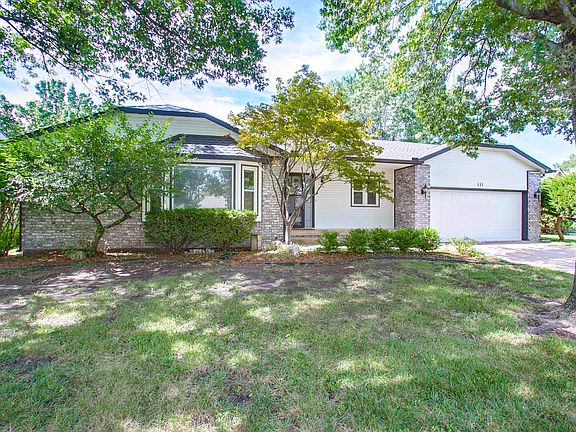 2nd image of 111 N Lioba Dr