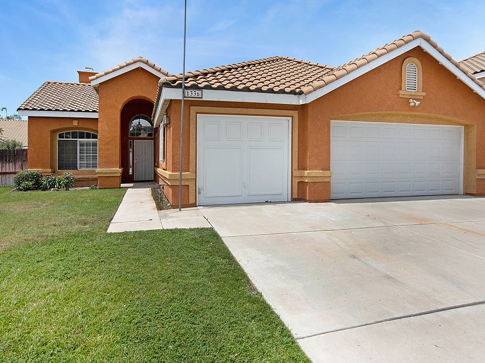 1st image of 1336 Avenida Roundelay