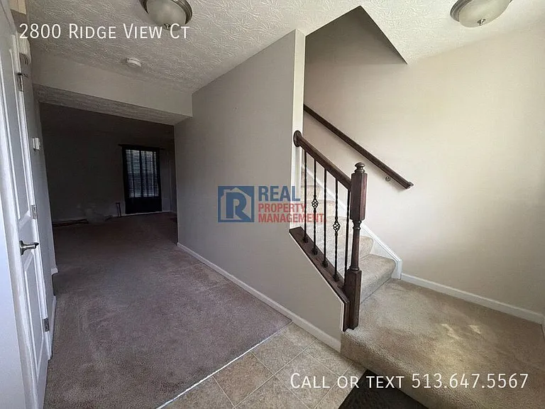 2800 Ridge View Ct — Photo 2