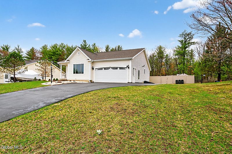 2nd image of 16 Glenview Drive