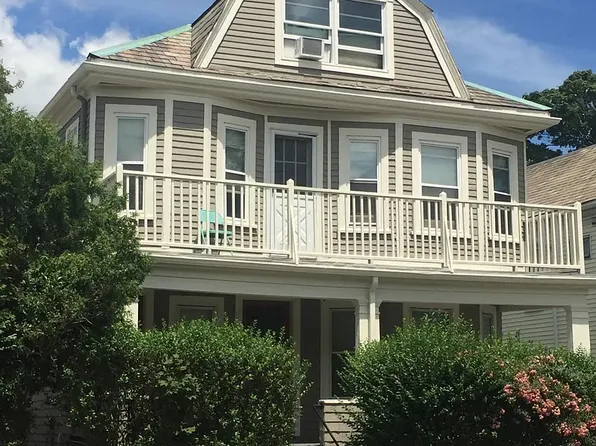 1065 Broadway, Somerville, MA 02144