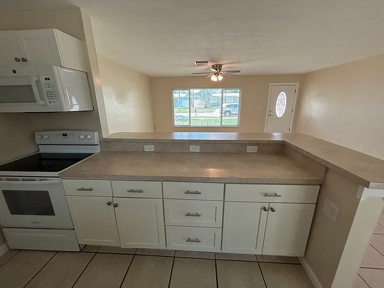 360 Glen Haven Dr — Photo 5