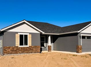 585 Riverstone Dr, Ranchester, WY 82839