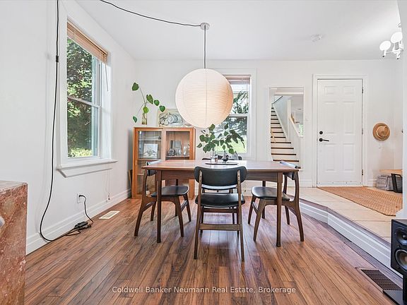 4th image of 67 Grove St