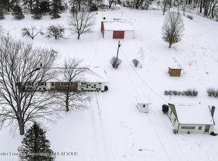 3187 S Canfield Rd, Eaton Rapids, MI 48827