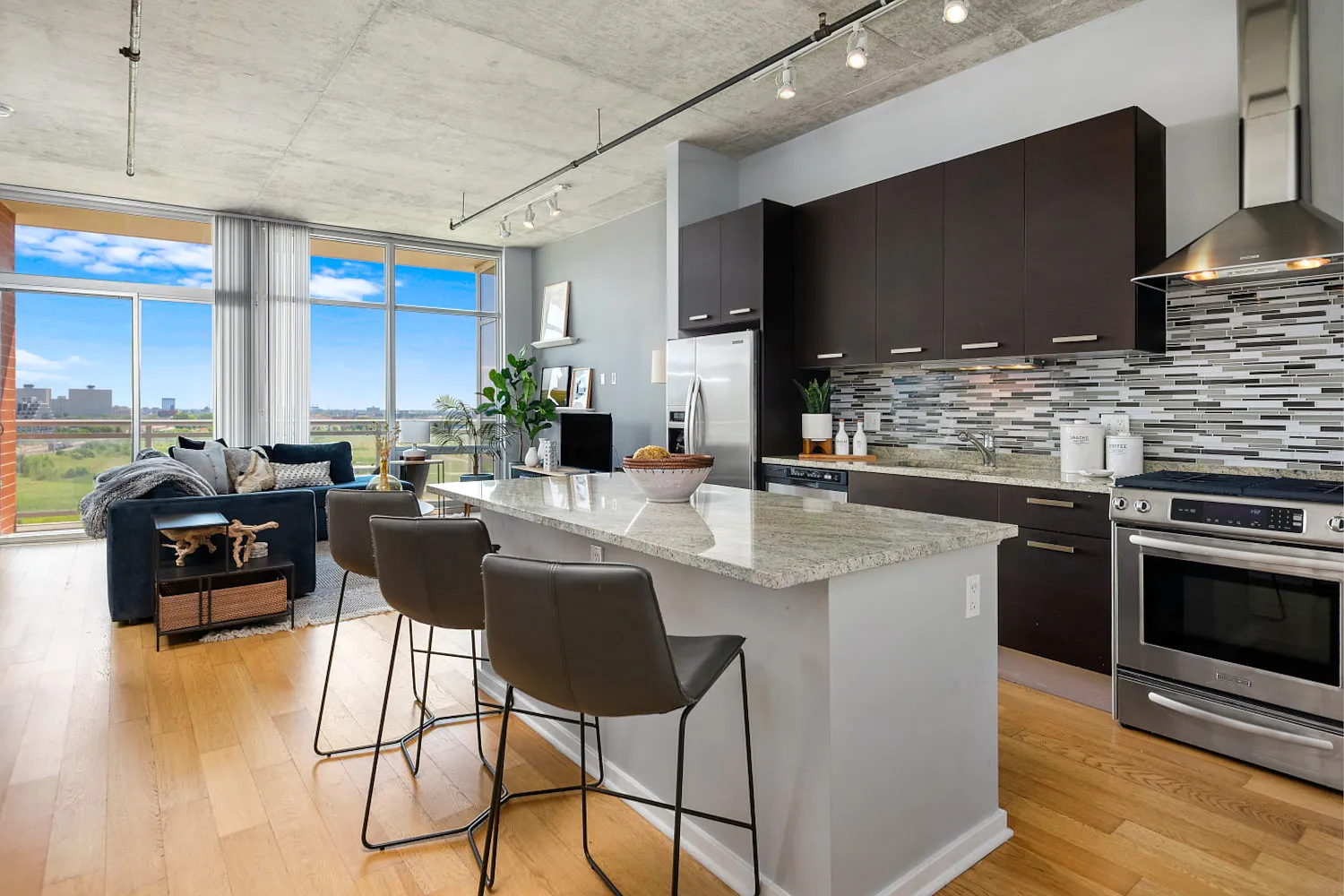 Roosevelt Collection Lofts — Photo 2