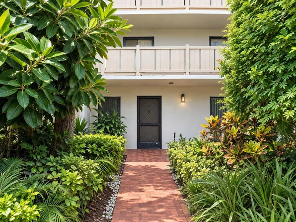 6585 KENSINGTON Lane #102, Delray Beach, FL 33446