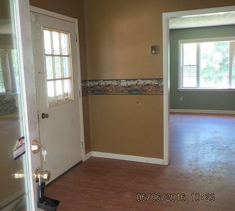 Additional Eating  Area