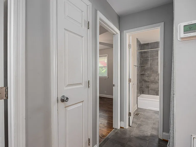 1412 Edgehill Ave #2 — Photo 19