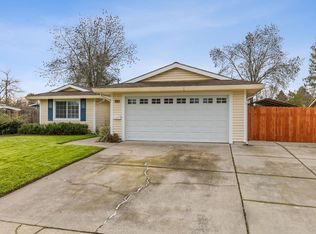 8264 Wightman Ave, Fair Oaks, CA 95628