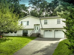 1 Jefferson Ct, Stony Pt, NY 10980