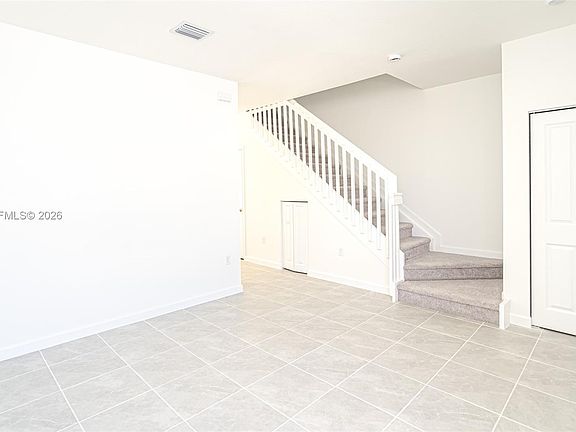 3rd image of 2646 SE 27th Dr