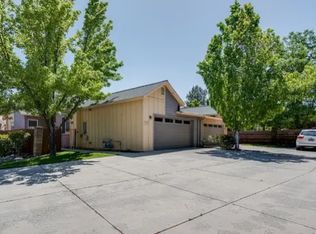 5603 Crescent Hill Way, Sparks, NV 89436