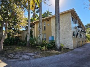 6310 SW 79th St APT 19, South Miami, FL 33143