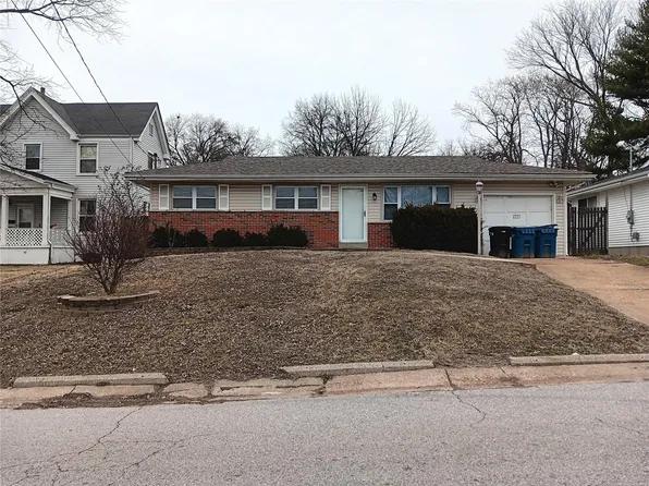 8523 Hume Ave, Saint Louis, MO 63114
