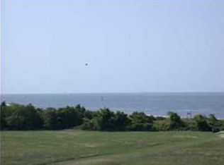 1302 Middle St, Sullivans Island, SC 29482