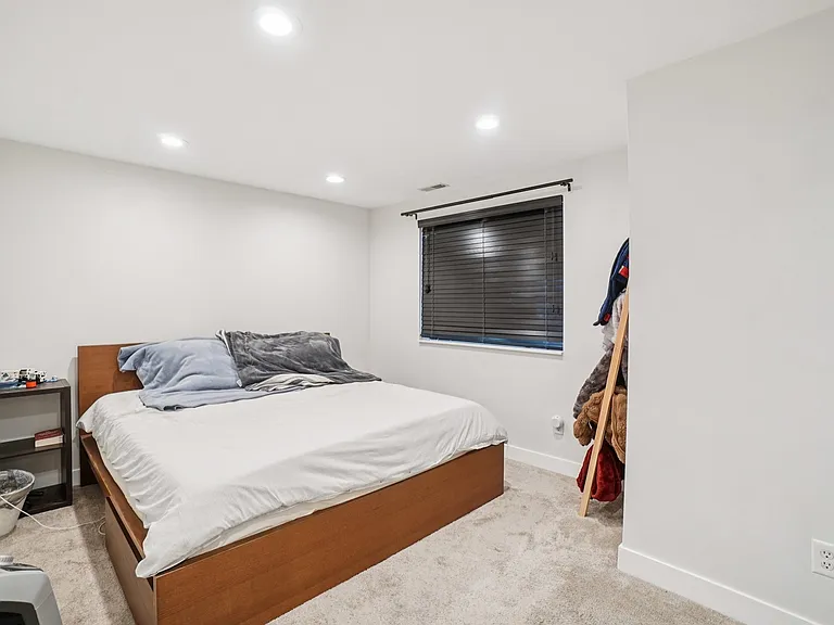 865 W Clover Meadow Cir — Photo 3