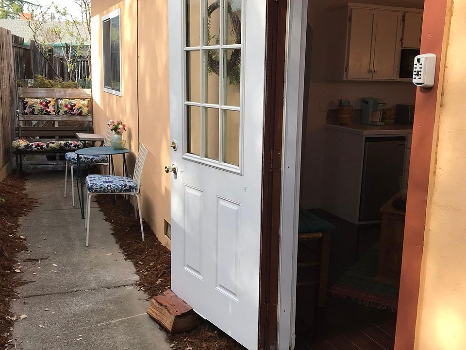 Private entrance