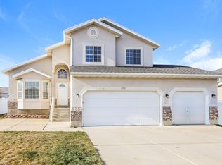 7332 S Jasper Hill Dr, West Jordan, UT 84081