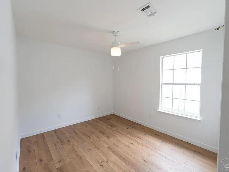 315 Mirabelle Dr — Photo 11