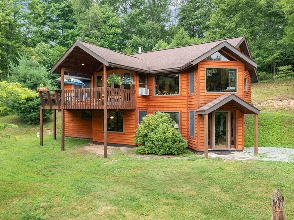 241 Nebo Rd, Champion, PA 15622