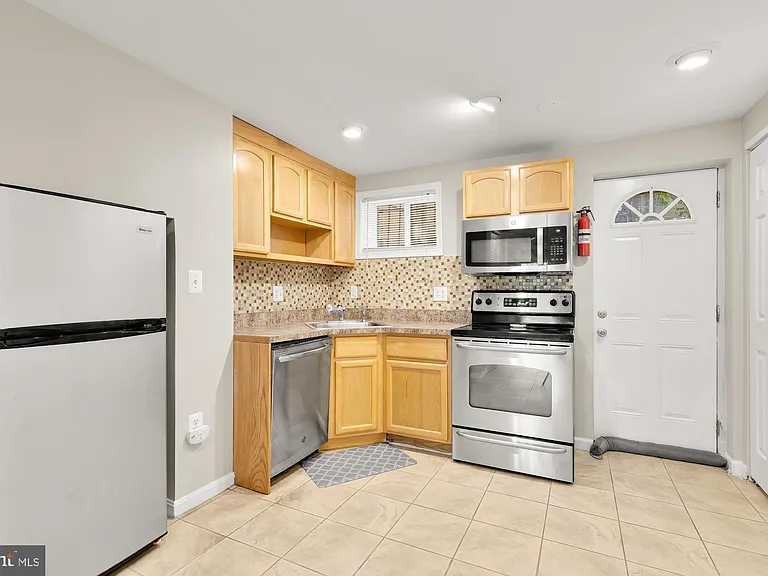 1632 New Jersey Ave NW #BASEMENT — Photo 8