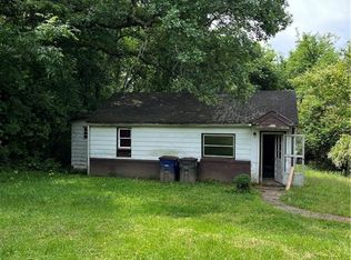 222 Northwoods Cir, Winston Salem, NC 27105