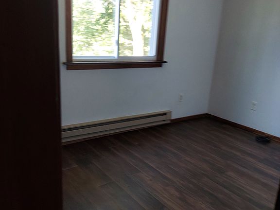 5th image of 105 Feather Ln