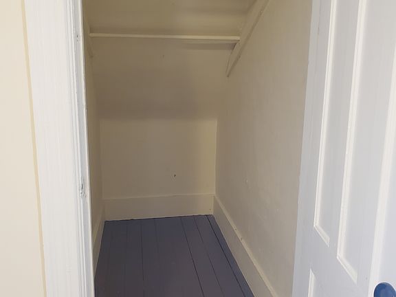 3rd image of 17 Orchard St