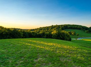 1096 Dillon Rd, Milton, TN 37118