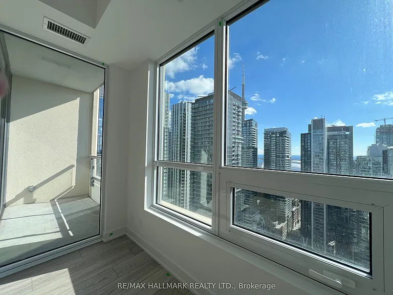 108 Peter St #3909 — Photo 10