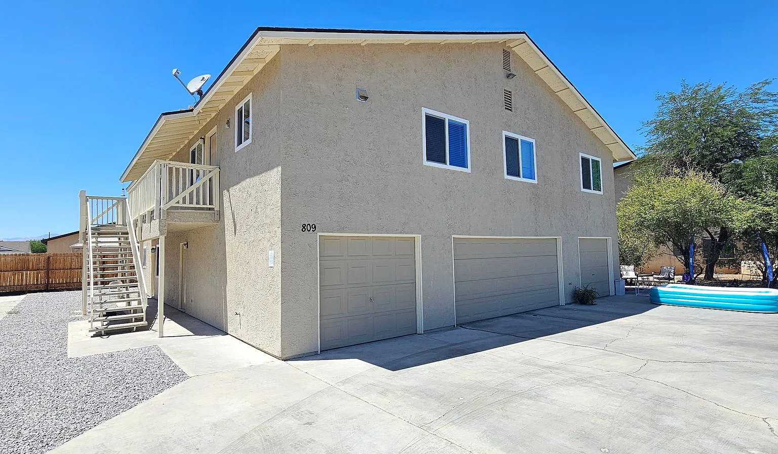 PLACE 809 Capehart — Photo 2