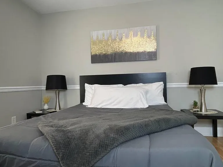 169 E Grand Ave #401 — Photo 10