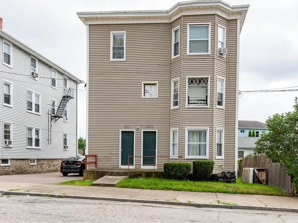 209 Crawford St, Woonsocket, RI 02895