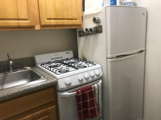 2nd image of 110 Sullivan St APT 1J
