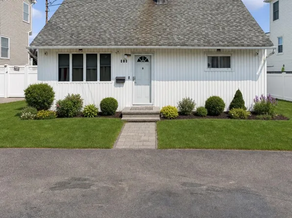 404 Front Street, Bellmore, NY 11710