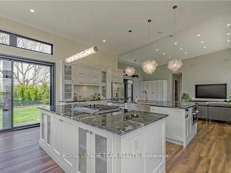 8 Headlands Way — Photo 15
