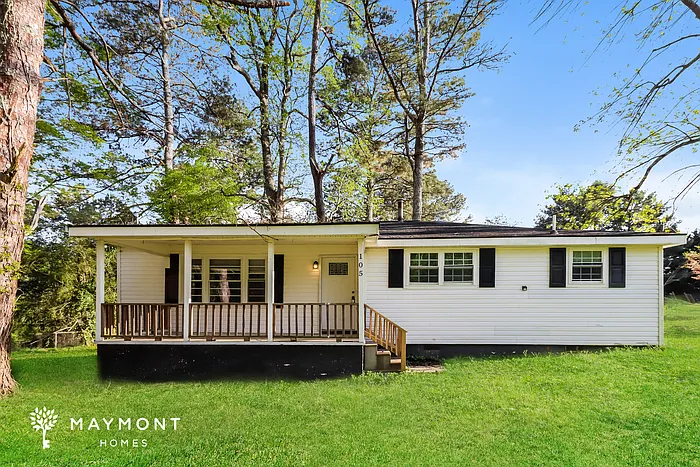 105 Weathington St SW — Photo 1
