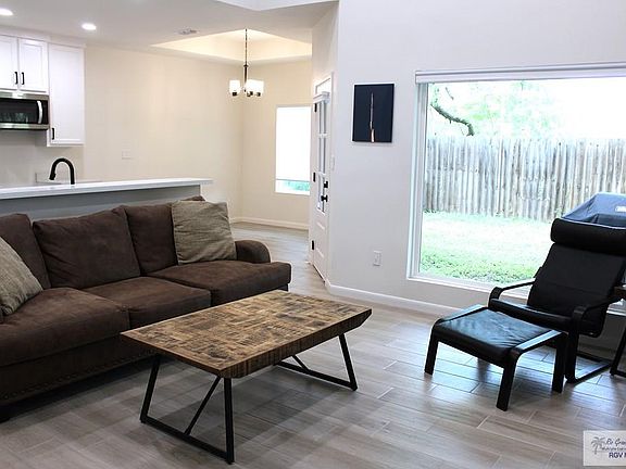 3rd image of 4538 Palma Blanca Dr