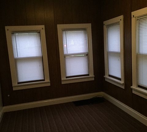 4th image of 1309 Barham Ave