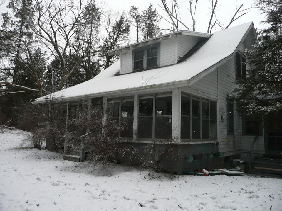 1st image of W4963 Oakwood Dr