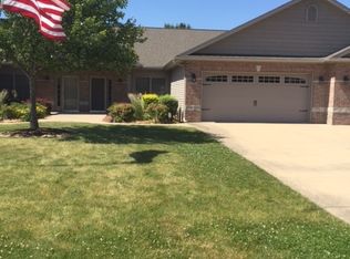 1356 Kays Ct, Mt Zion, IL