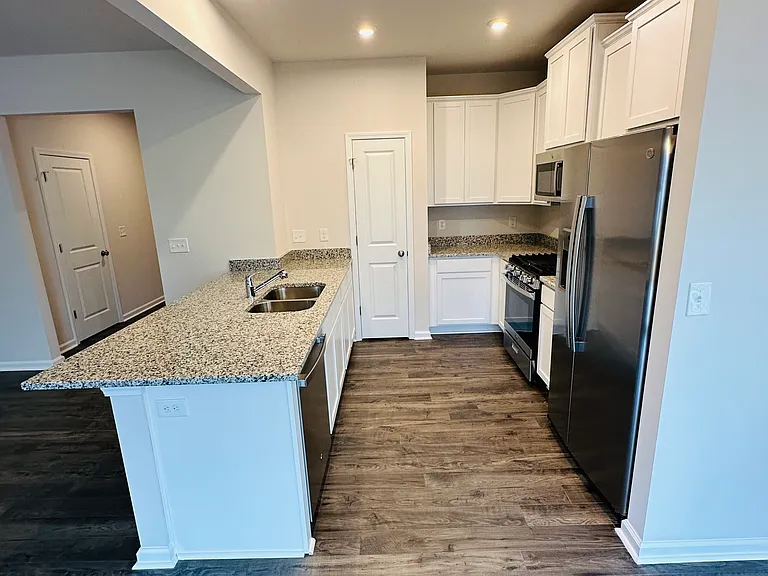 2039 Day Lily Way — Photo 12
