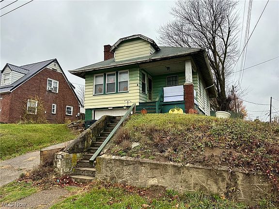 3rd image of 119 N Forest Ave