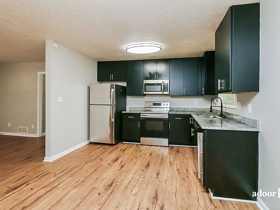 2nd image of 180 Old Mill Way SW