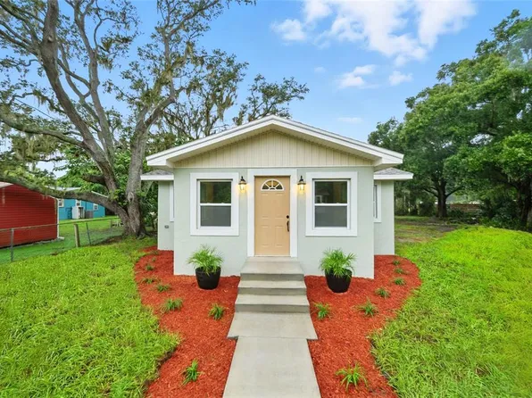 203 Herbert St, Auburndale, FL 33823